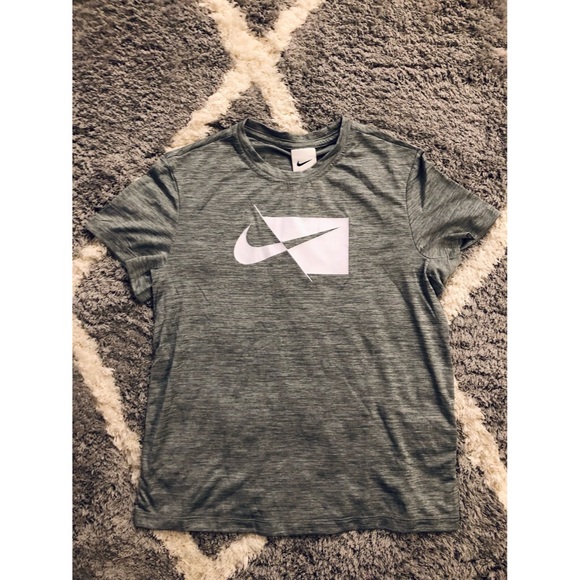 Boys Nike Dri-Fit Tee - Picture 2 of 2